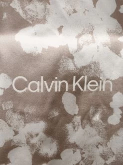 Calvin Klein Sweatshirt In Ecru -Damenmodegeschäft calvin klein sweatshirt in ecru 2