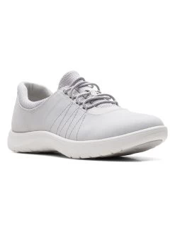 Clarks Slipper In Hellgrau -Damenmodegeschäft clarks slipper in hellgrau 2