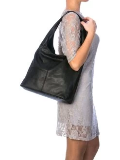 Leder-Schultertasche "Barga" In Schwarz - (B)33 X (H)32 X (T)16 Cm 13 Leder-Schultertasche "Barga" In Schwarz - (B)33 X (H)32 X (T)16 Cm -Damenmodegeschäft lucca baldi leder schultertasche barga in schwarz b 33 x h 32 x t 16 cm 5