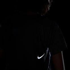 Nike Performance Funktionsshirt Dri-FIT Race In Black-reflective Silv -Damenmodegeschäft nike performance funktionsshirt dri fit race in black reflective silv 9