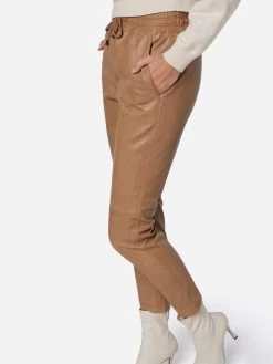 Lederhose Carillo In Taupe -Damenmodegeschäft ricano lederhose carillo in taupe 3