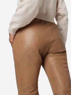 Lederhose Carillo In Taupe -Damenmodegeschäft ricano lederhose carillo in taupe 4