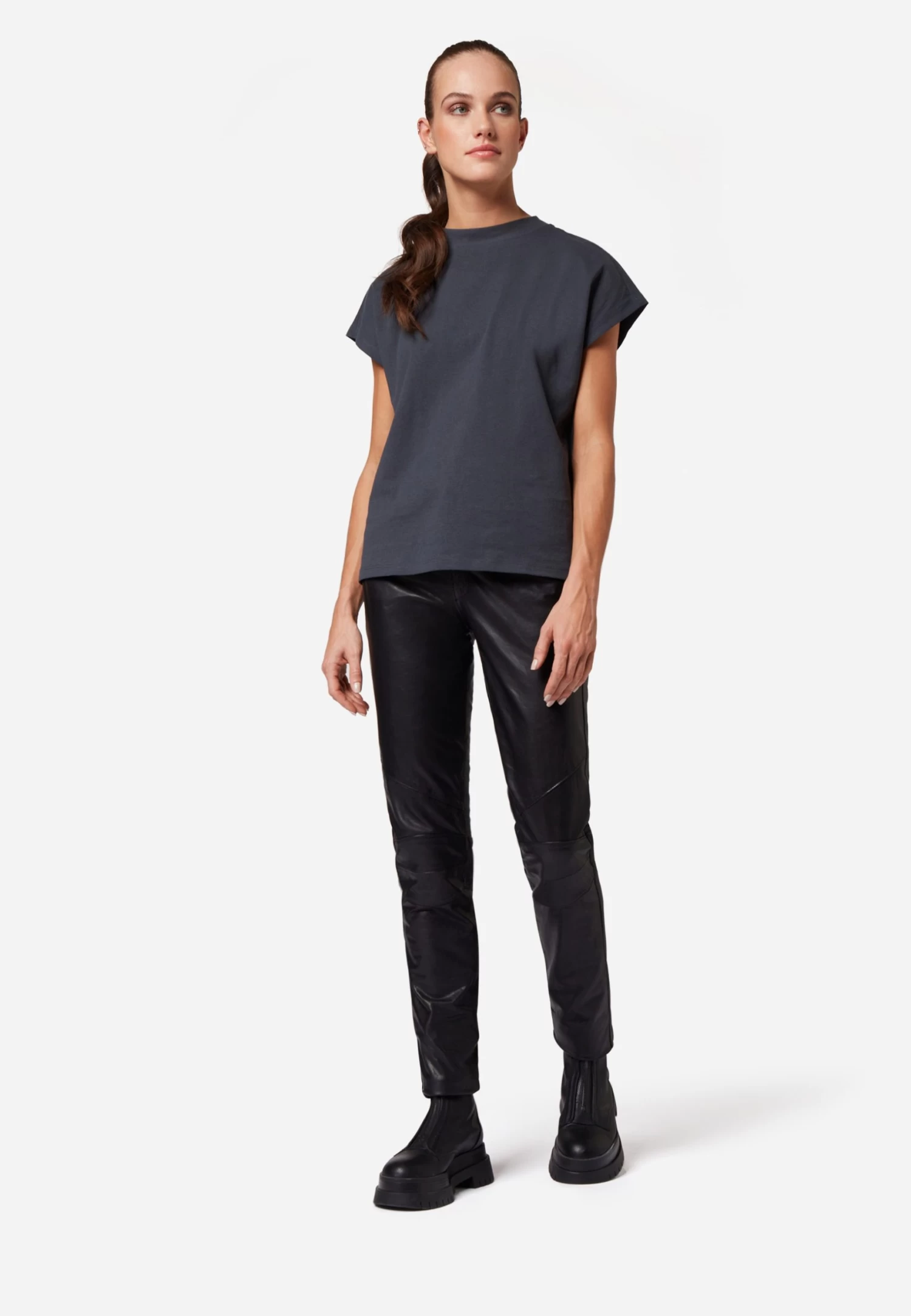 Lederhose Donna II In Schwarz 2 Lederhose Donna II In Schwarz – Bild 2