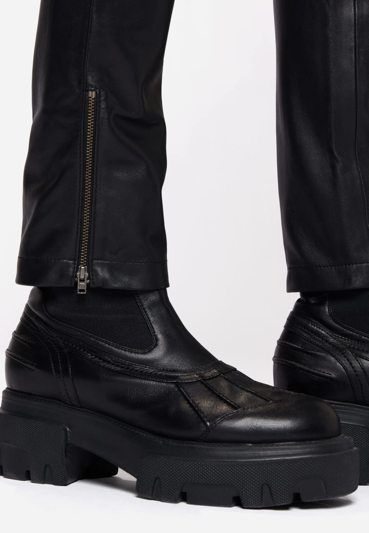 Lederhose Tally Pant In Schwarz 4 Lederhose Tally Pant In Schwarz – Bild 4