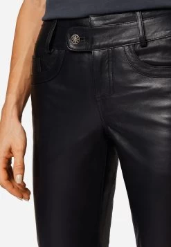 Lederhose Triston-B In Schwarz -Damenmodegeschäft ricano lederhose triston b in schwarz 4