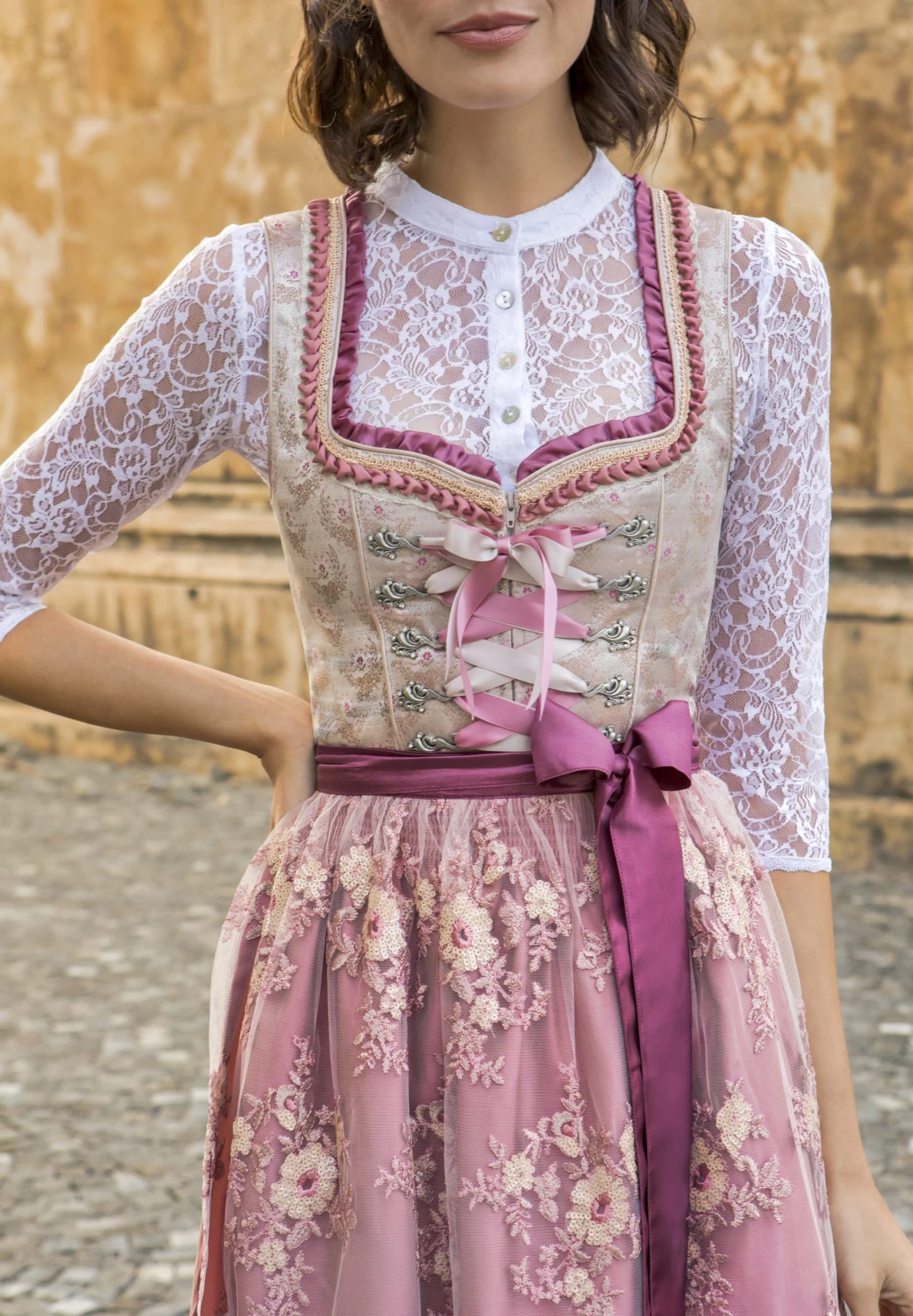 Bluse "5070" In Weiss 5 Bluse "5070" In Weiss – Bild 5