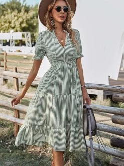 Kleid In Grün/ Weiß